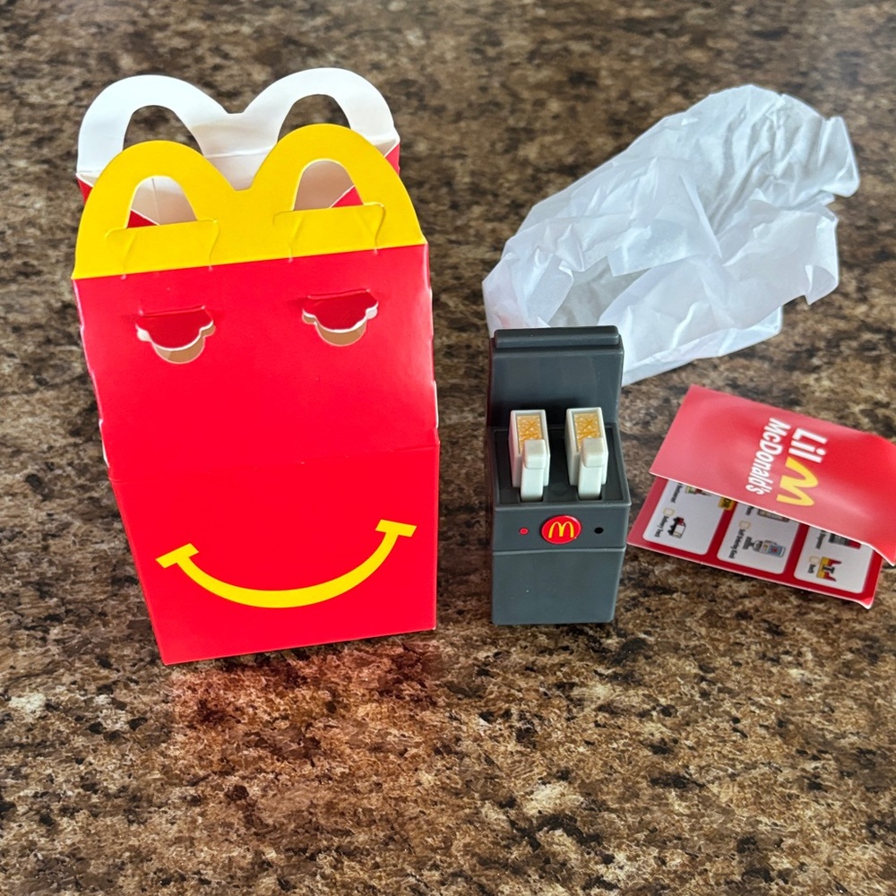 Lil McDonald's Rare Fryer Toy #20